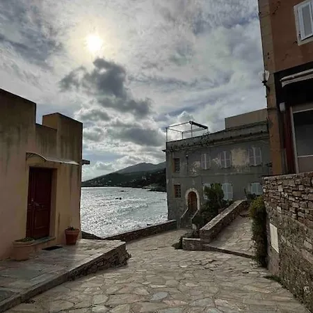 Lägenhet De 28 M2 *